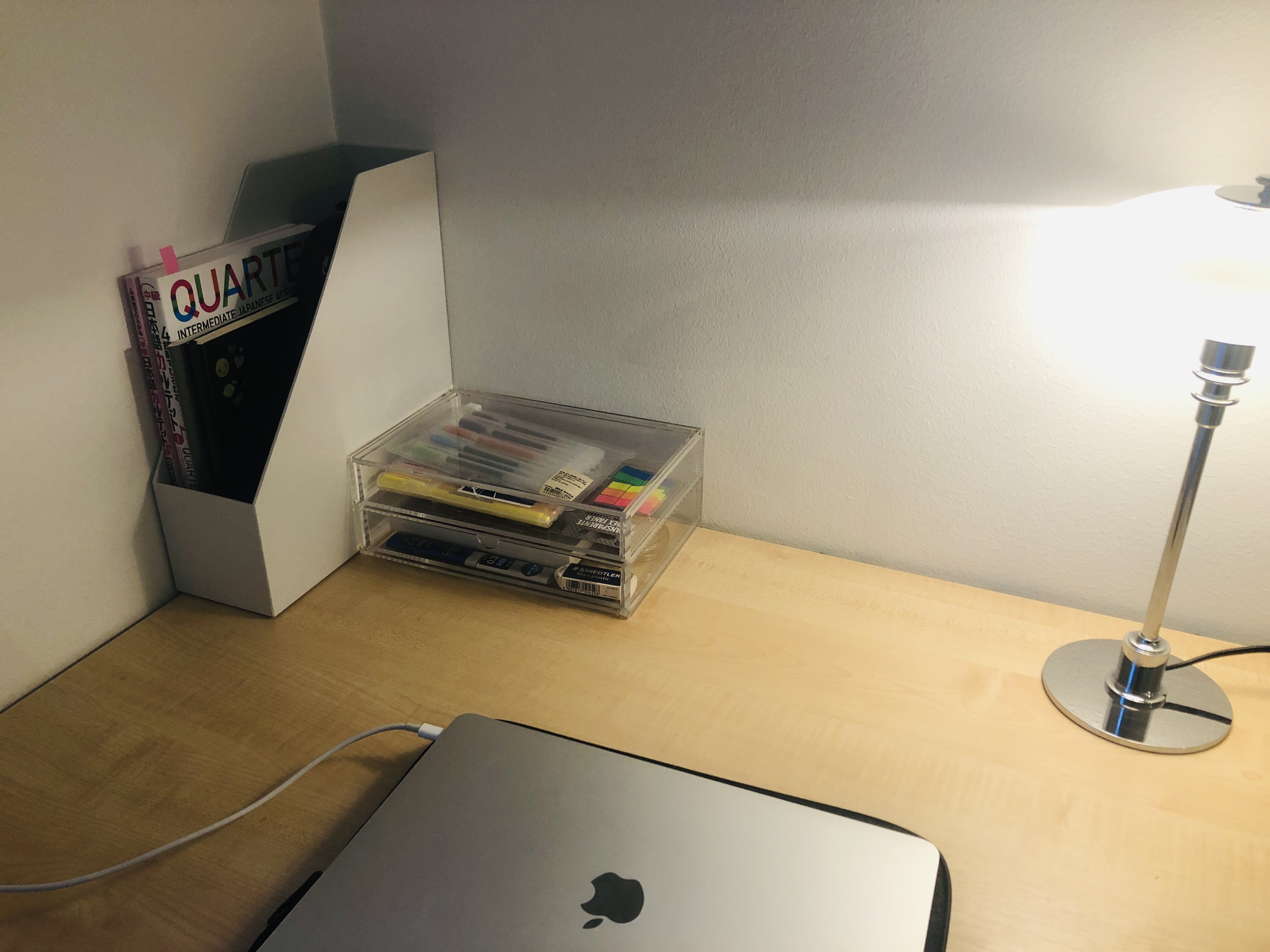 Learning two (or more) languages at once